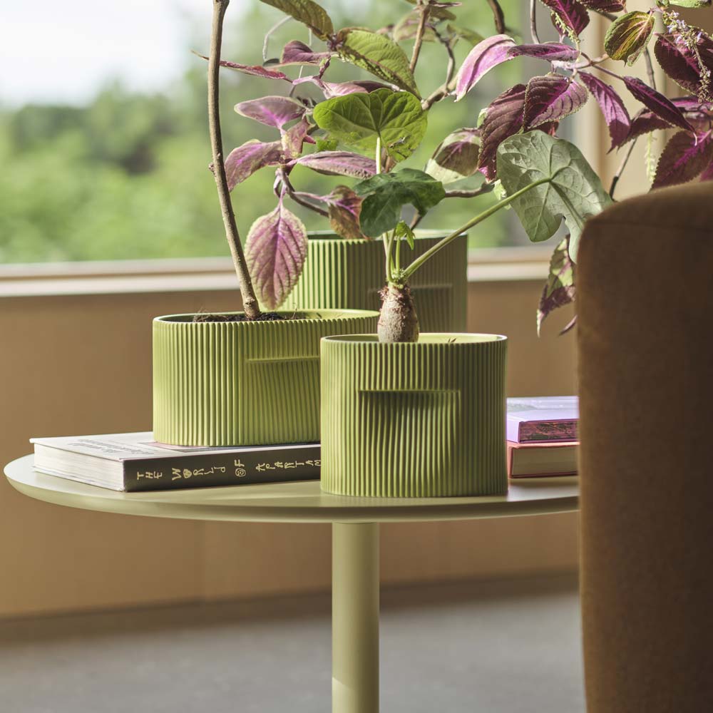 Muuto Ridge Planzentopf Moss Green