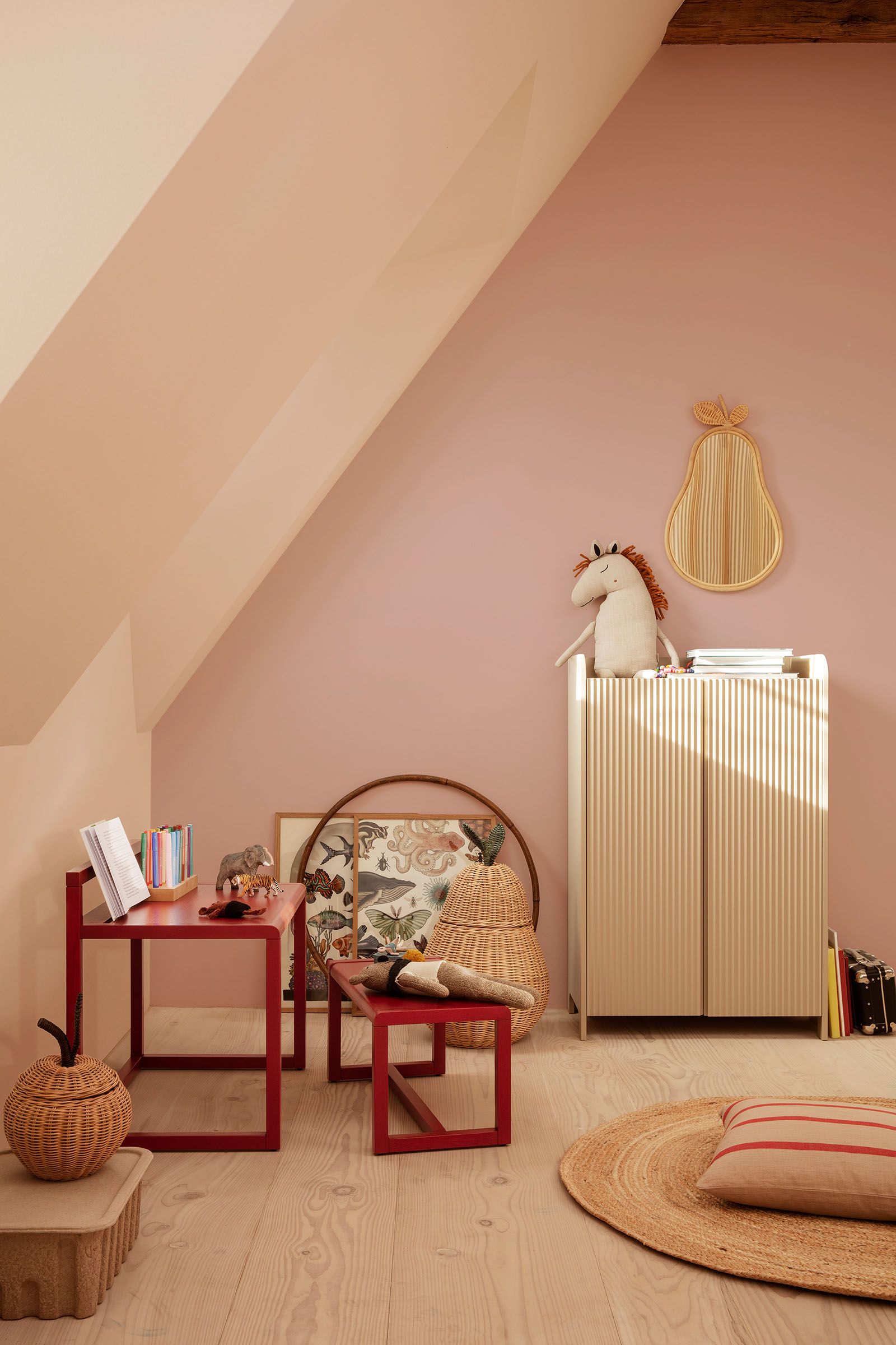Sill Cupboard Low - Cashmere Sill Cupboard Low - Cashmere