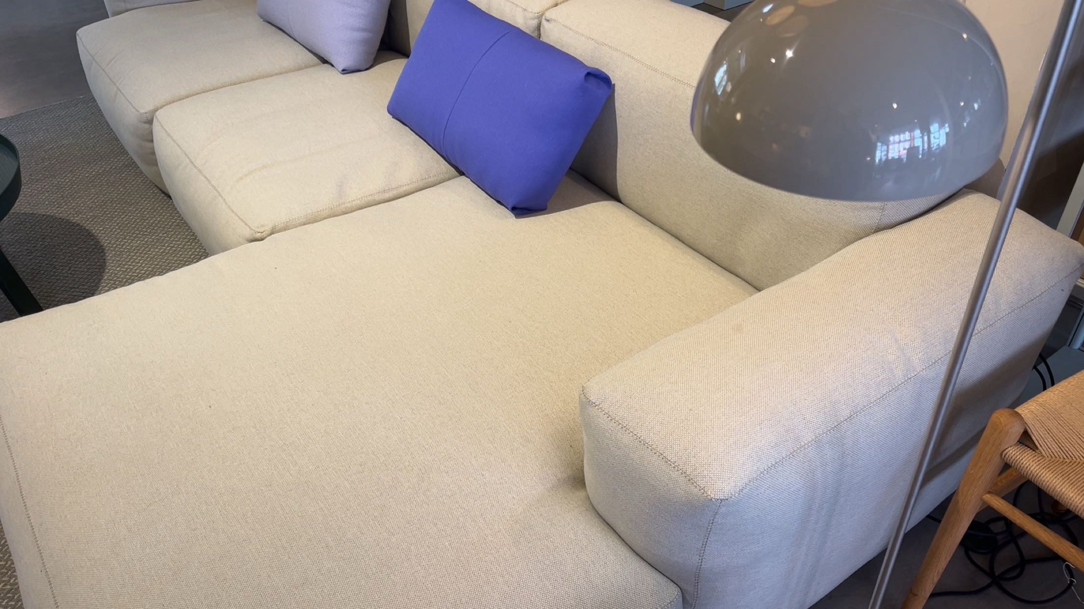 Sofa mit Chaiselongue rechts Mags Soft Low Mode