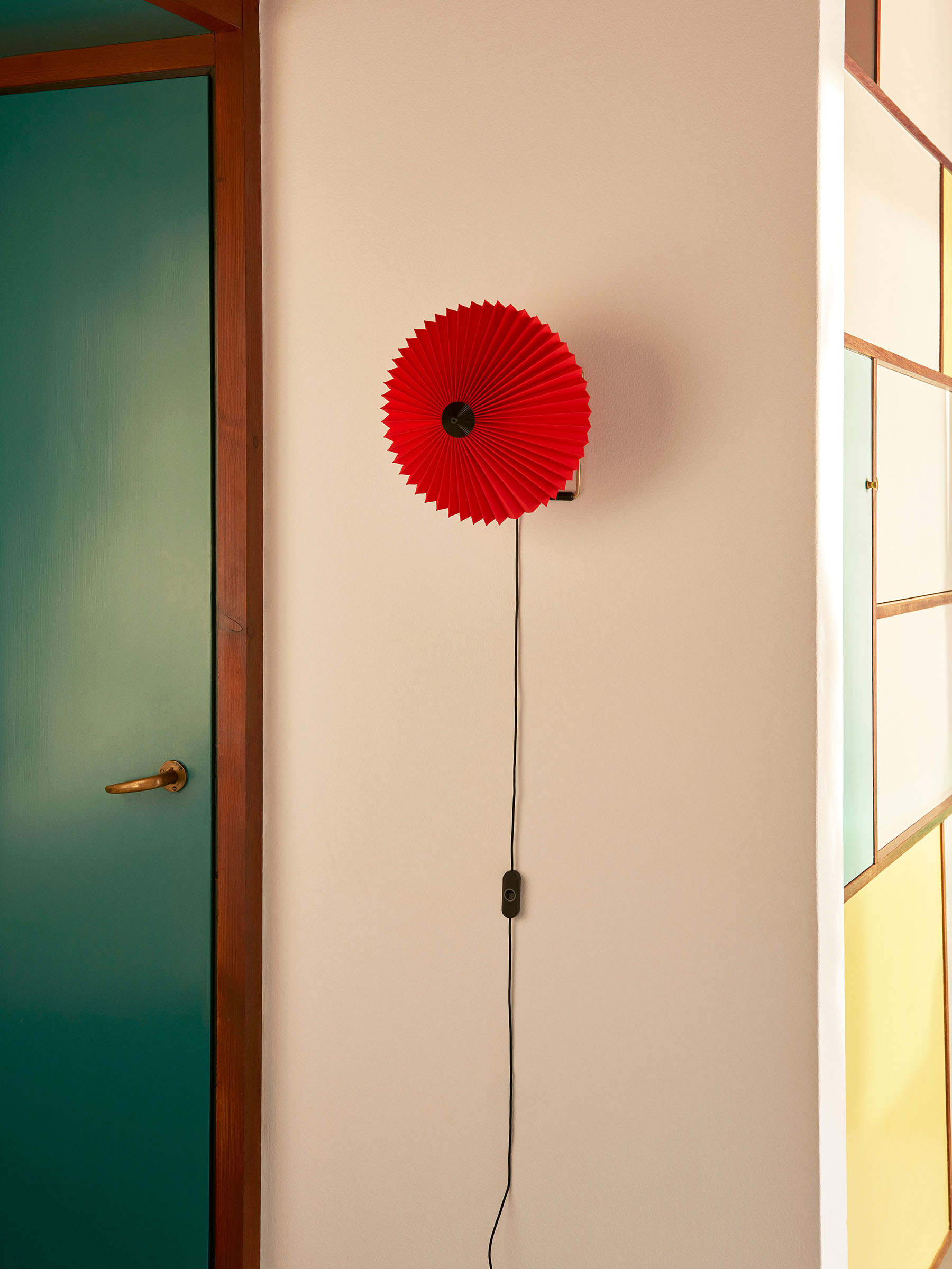 Matin Wall Lamp 380 - Bright red