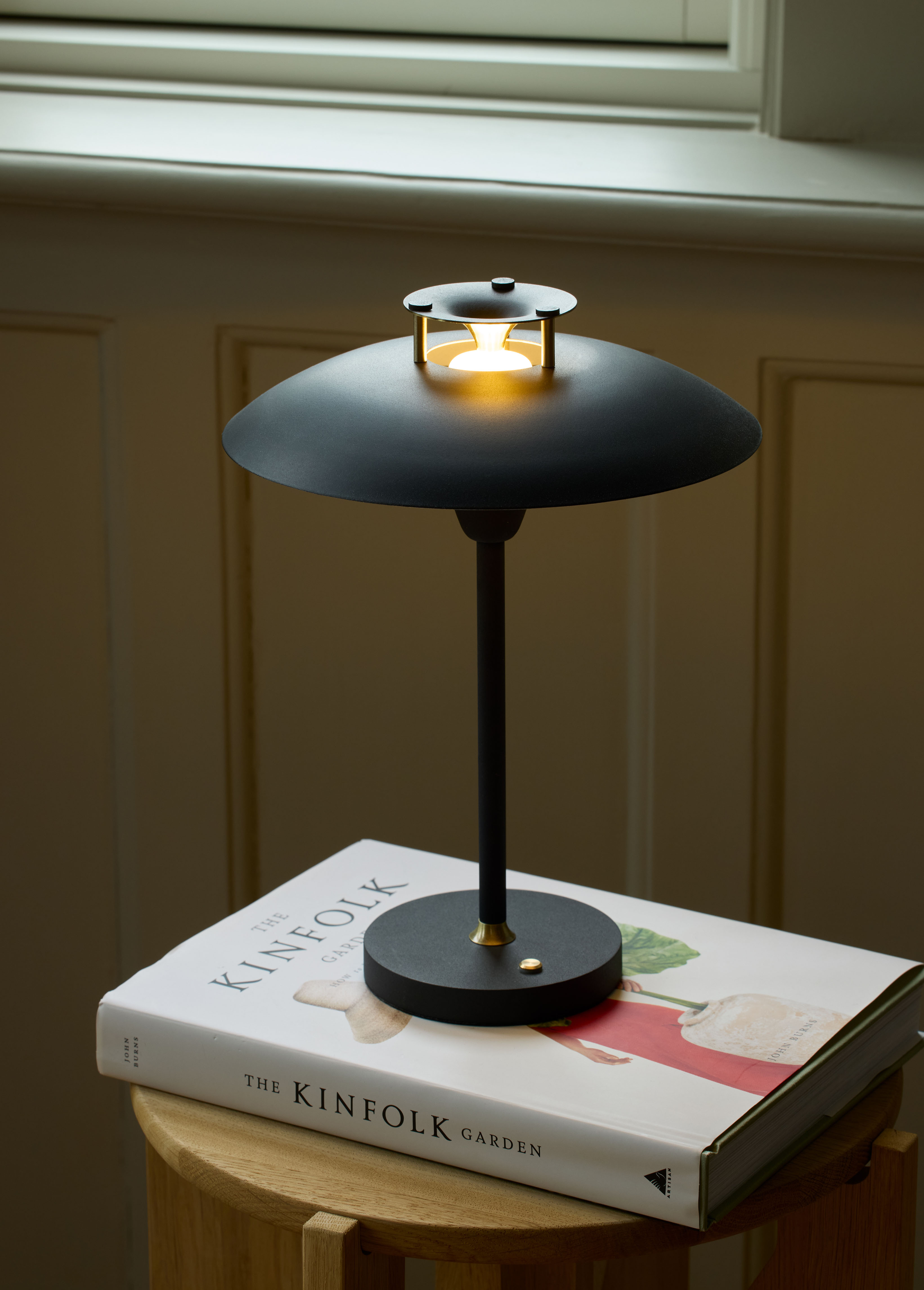 Stepp 1-2-3 Akku Tischleuchte schwarz